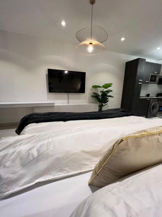 The Lennox Luxury Apartment Accra Eksteriør billede